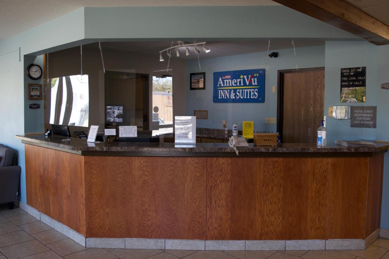 Amerivu Inn And Suites Shawano Wi Dış mekan fotoğraf